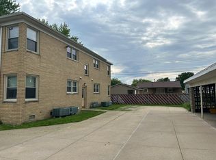 411 34th Ave APT 1, East Moline, IL