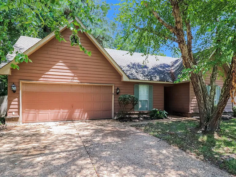5686 Richburg Ave — Photo 3