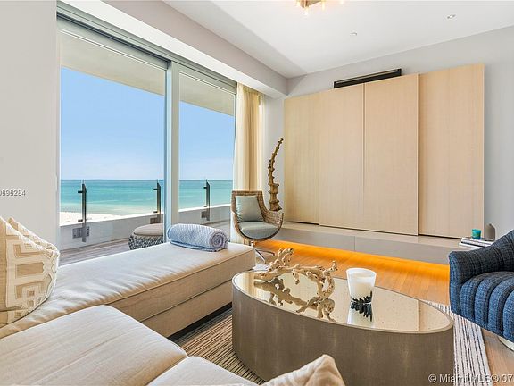 3rd image of 2901 Collins Ave #1409