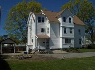 4 Myrtle Pl #2, Taunton, MA 02780
