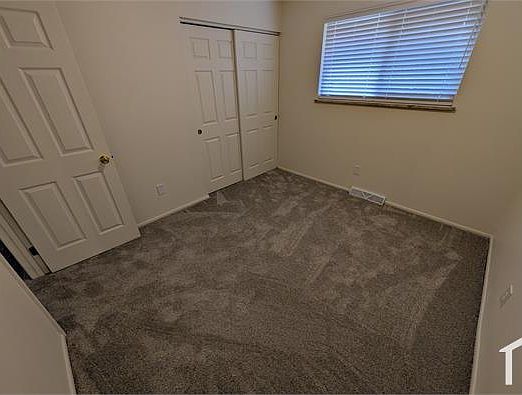 4th image of 3846 N Osceola St