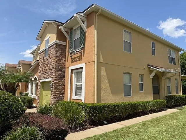 599 Lake Eagle Ln — Photo 3