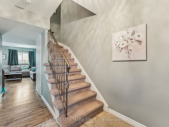 4th image of 900 Central Park Dr N #78