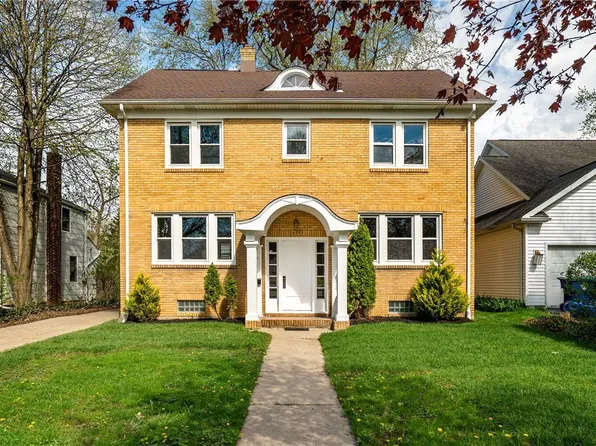 398 Roycroft Blvd, Amherst, NY 14226