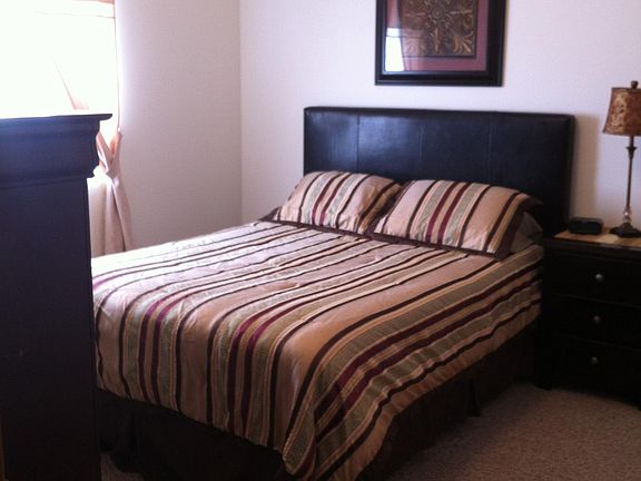 4th image of 1009 Hancock St APT 1