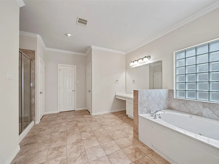 14443 Basalt Ln — Photo 22