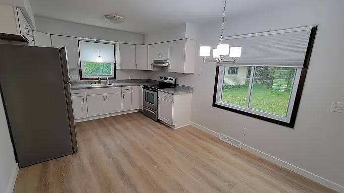526 Hartridge Dr — Photo 5