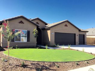 3611 Rio Lobo Ln, Bakersfield, CA 93313