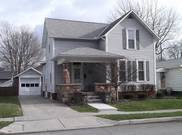 1st image of 558 Park Ave