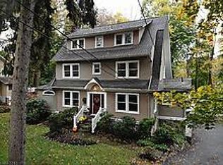 20 Pollard Rd, Mountain Lakes, NJ 07046