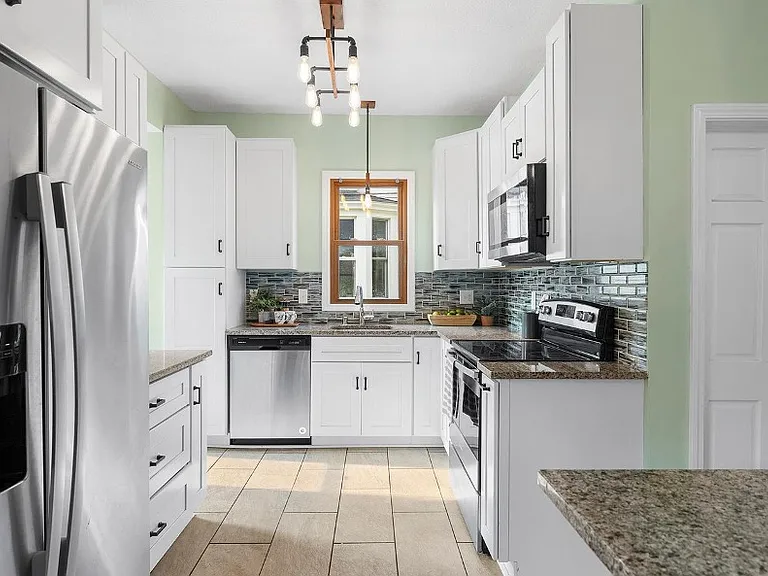 3728 Minnehaha Ave — Photo 14