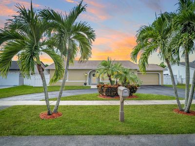 911 NW 135th Way, Sunrise, FL, 33325