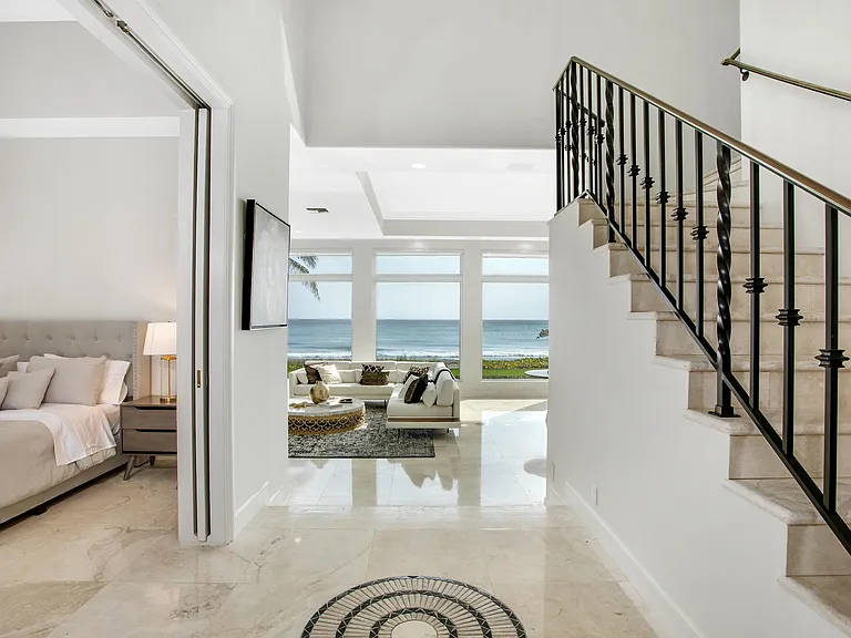 2635 S Ocean Blvd — Photo 2