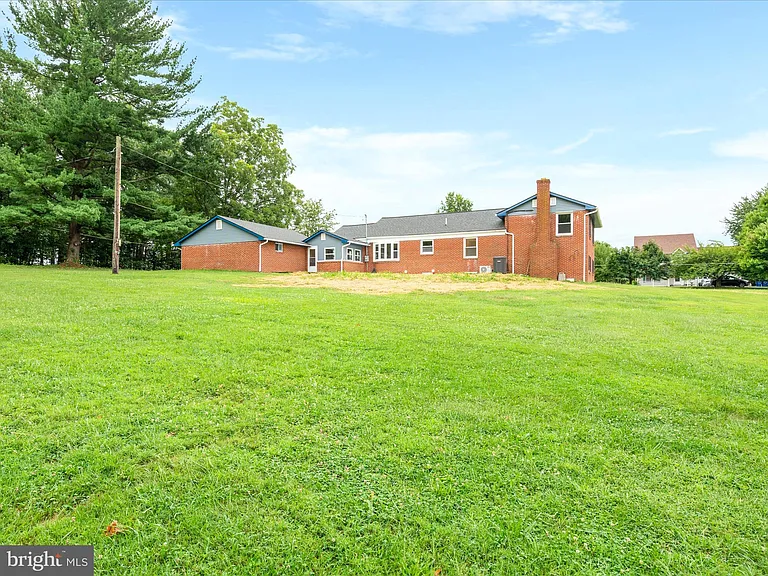 14150 Harrisville Rd — Photo 41