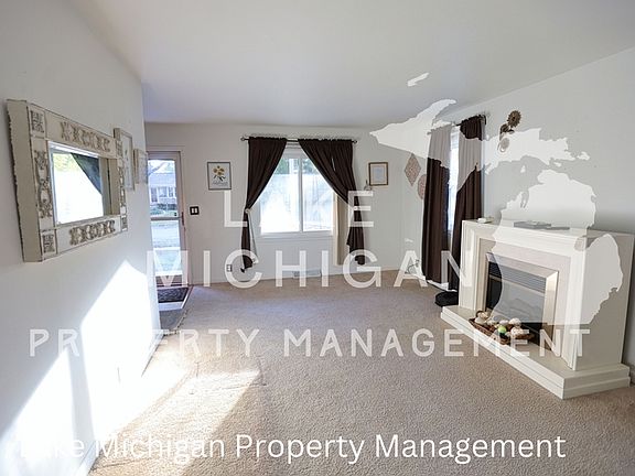 2nd image of 5451 Christie Ave SE