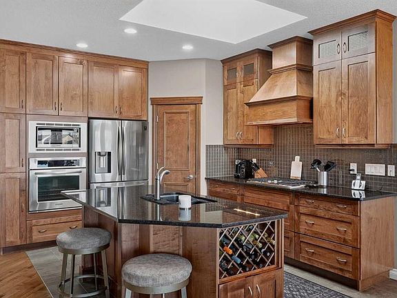 2nd image of 111 E Tuscany Ravine Hts NW