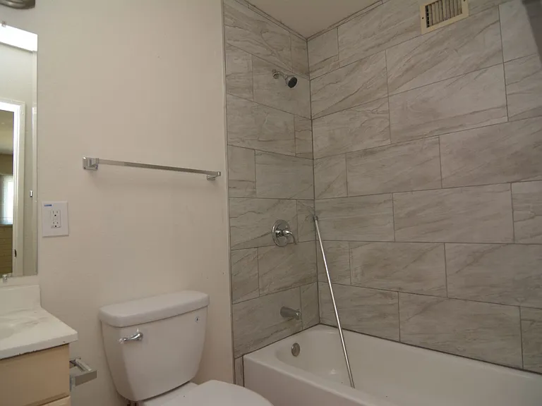 1852 S Norris Ave — Photo 8
