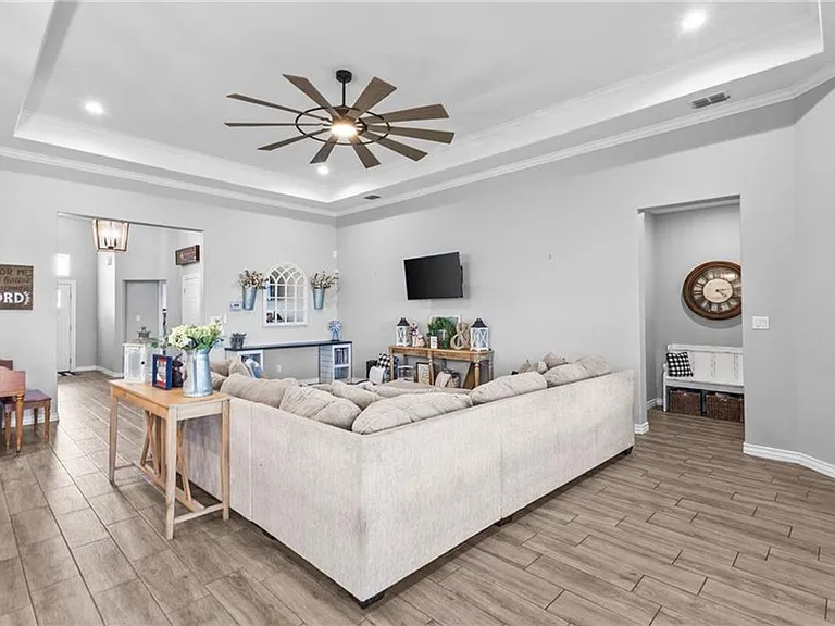 6730 Keyan Dr — Photo 19