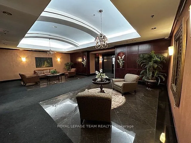 570 Laurier Ave W #1801 — Photo 36