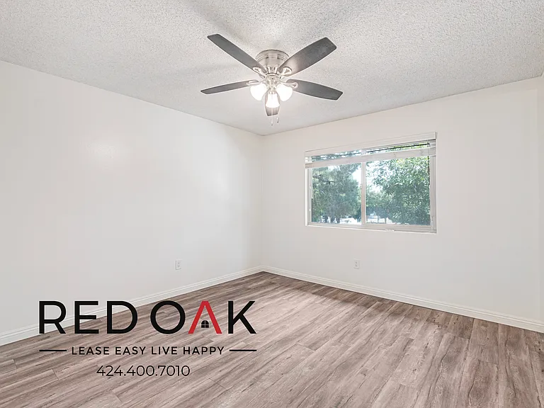 911 Monterey Ave #18 — Photo 4