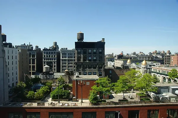 Rented by Town Residential | media 28