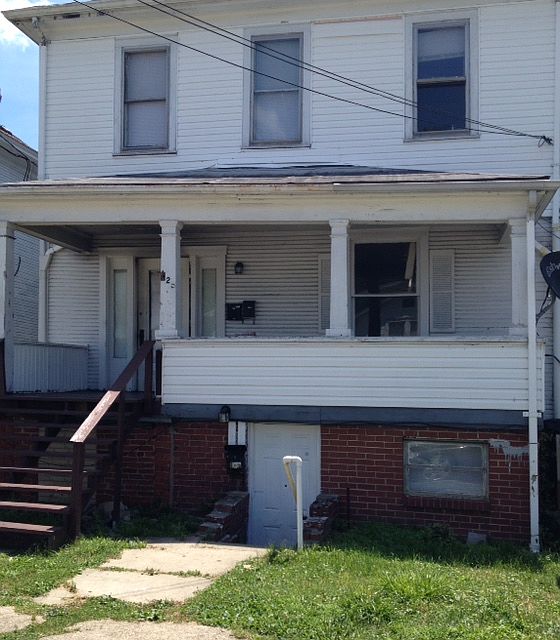 1st image of 126 1/2 Delaware Ave