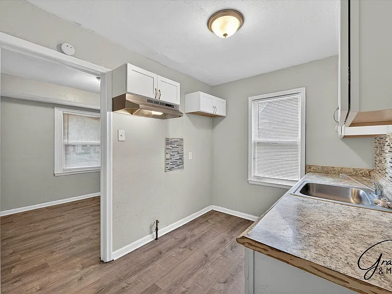 12716 Riad St — Photo 10