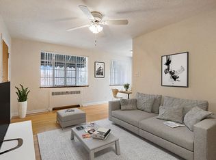 Elegante Apartments, Denver, CO 80203