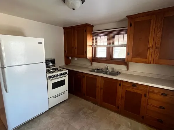 Strongs Ave, 1749 Strongs Ave #3, Stevens Pt, WI 54481