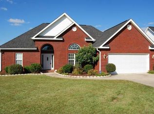 224 Sedgebrooke Dr, Warner Robins, GA 31088