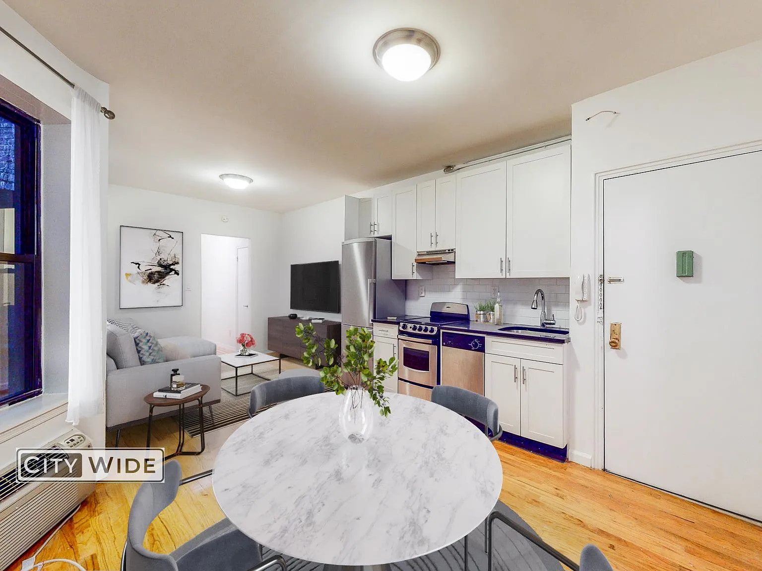 439 West 51st Street — Photo 2