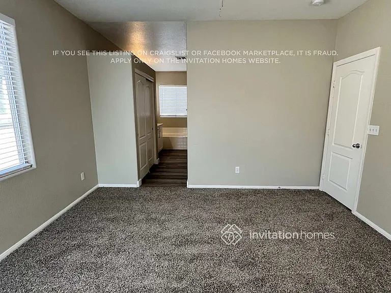678 Baffin Island Rd — Photo 9