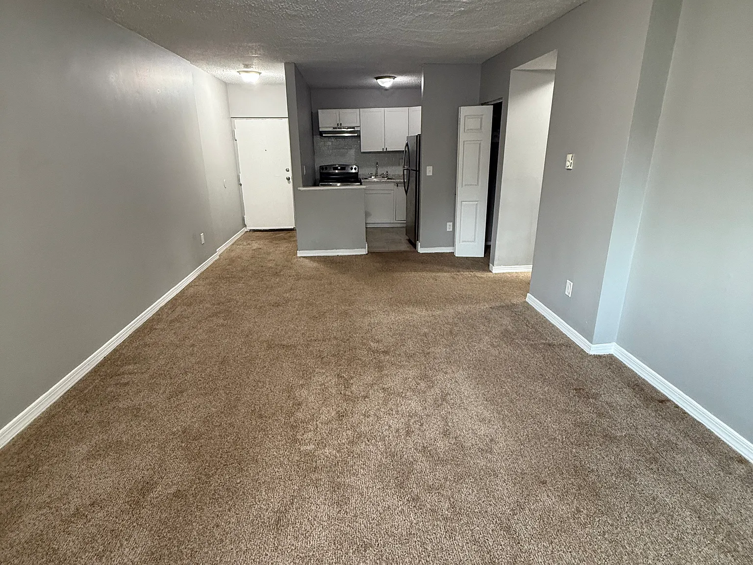 1 bed, 750 sqft, $1,550 — Photo 2