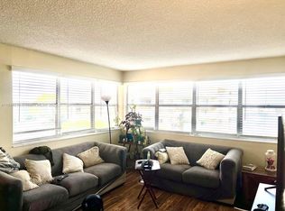 111 Golden Isles Dr APT D3, Hallandale Beach, FL 33009