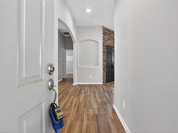 4th image of 21822 Prairie Spring Ln