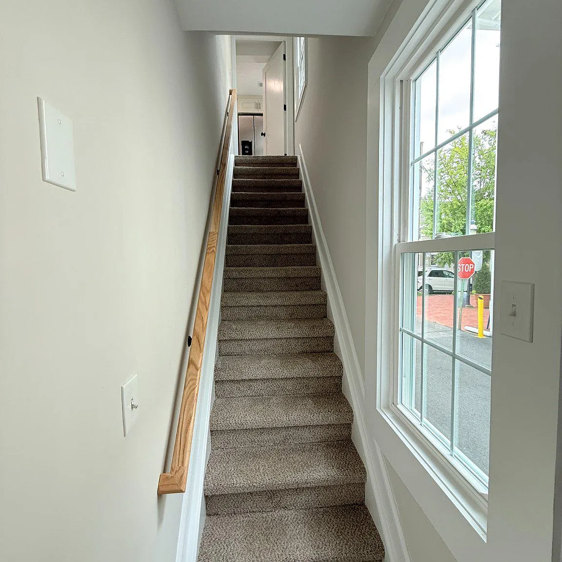 2 bed, 1.0 bath, 3473 sqft, $2,700 — Photo 4