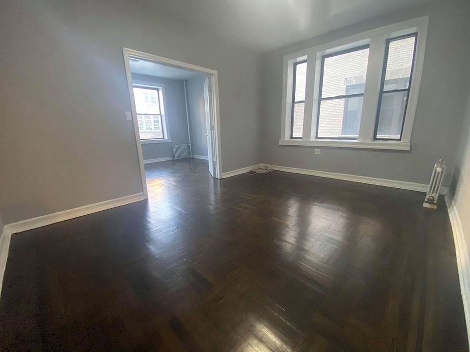 1st image of 418 W 130th St #22A