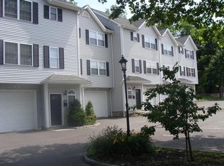 28 Triangle St, Danbury, CT 06810