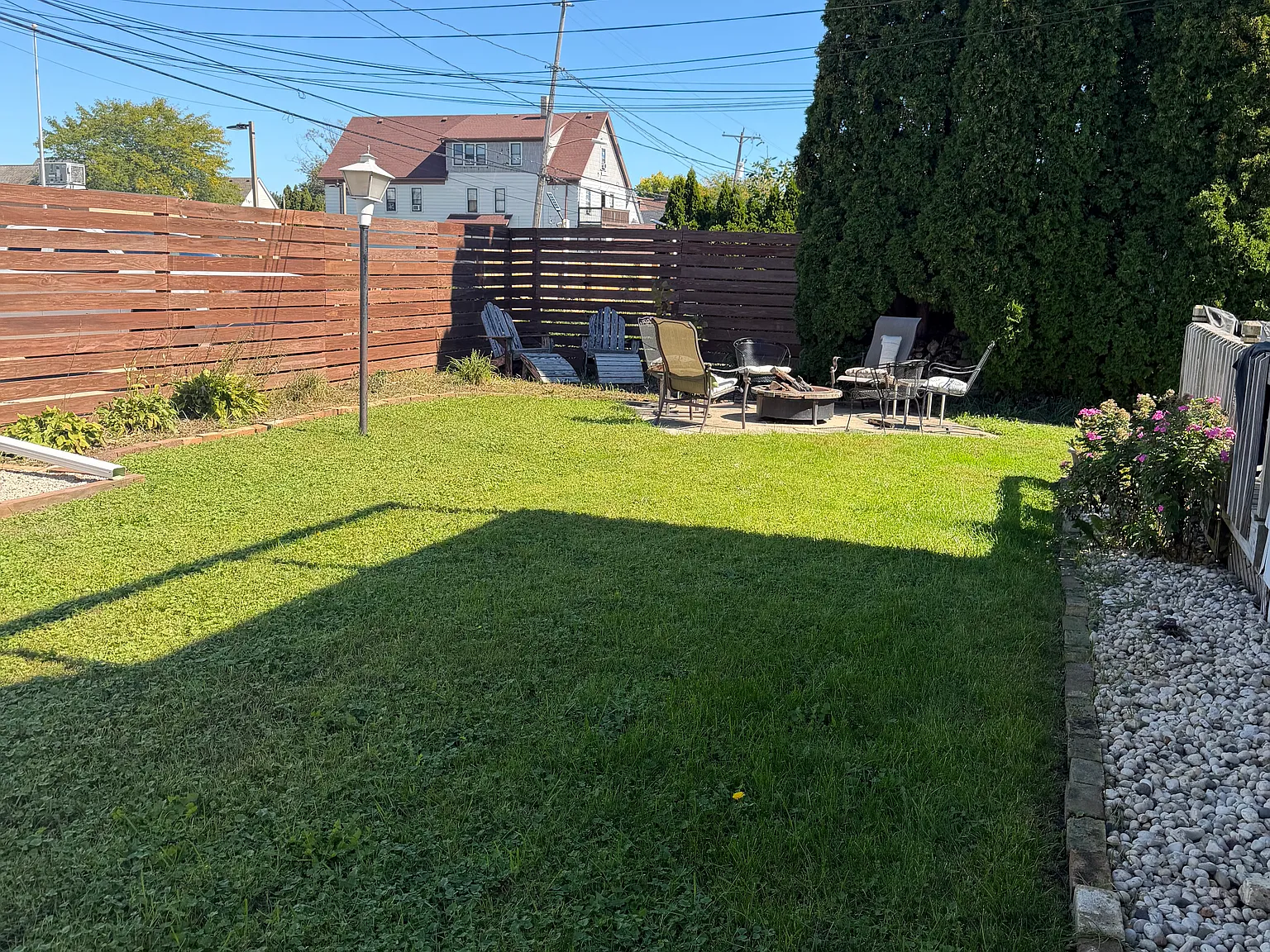 2 bed, 1100 sqft, $2,000 — Photo 3