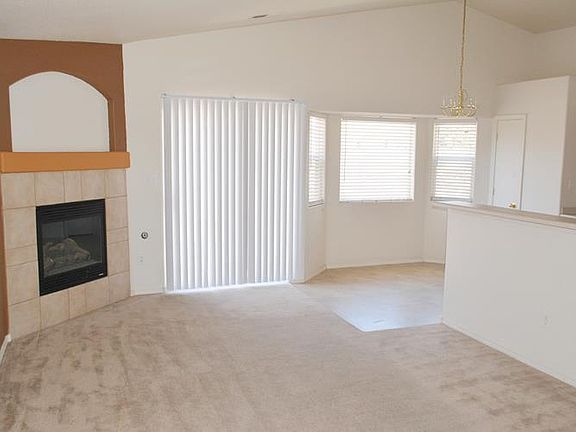 3rd image of 6137 High Desert Dr