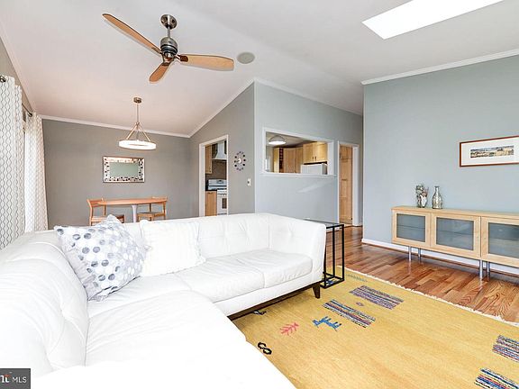 4th image of 8304 Brewster Dr