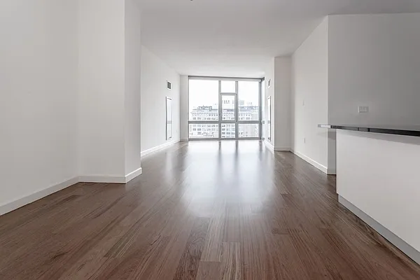 Rented by Lisa Management | media 6