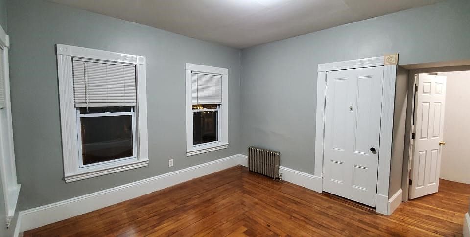 2nd image of 71 Canton St APT 1
