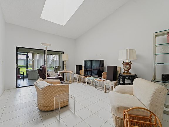 5th image of 6408 Kings Gate Circle