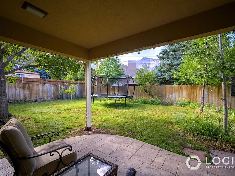 3760 E Millstream Dr — Photo 3