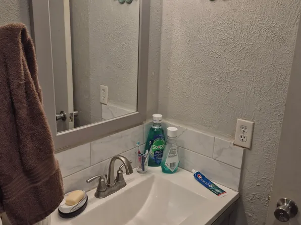 1818 E Timberview Ln, Arlington, TX 76014