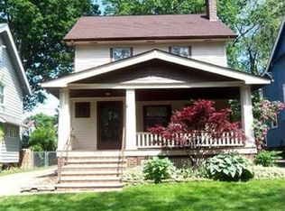 1649 Marlowe Ave, Lakewood, OH 44107