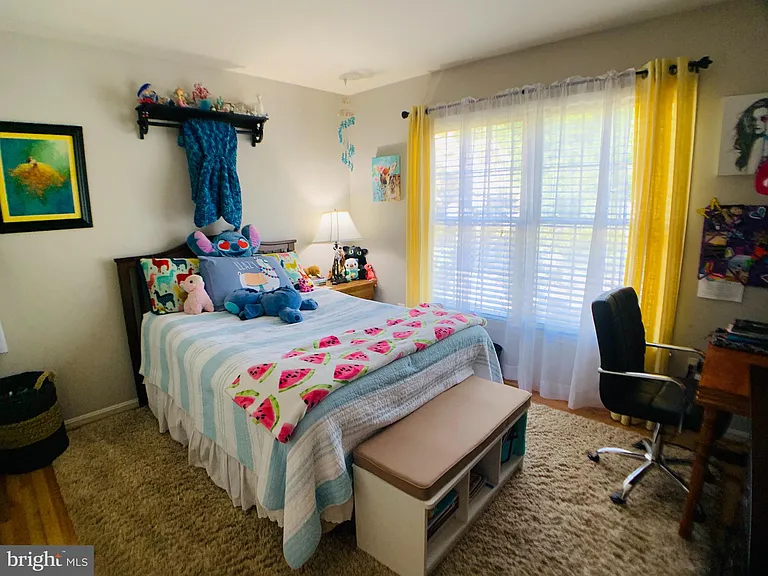 8604 Oak Chase Cir — Photo 37