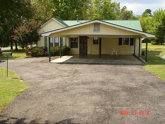 4th image of 501 W Durant Ave