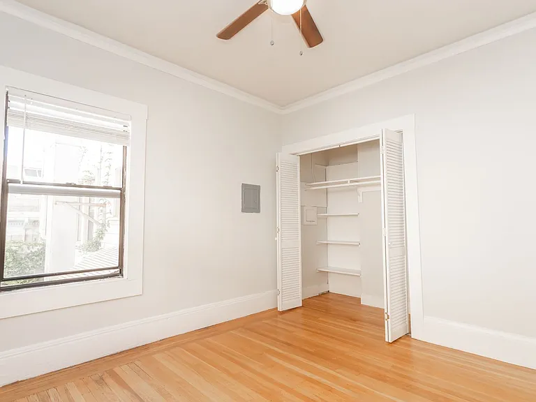 3205 College Ave — Photo 8